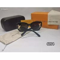 $25.00 USD Louis Vuitton Sunglasses #1290481