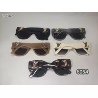 $25.00 USD Louis Vuitton Sunglasses #1290481