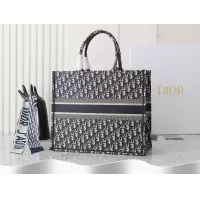 $135.00 USD Christian Dior AAA Quality Tote-Handbags For Women #1297370