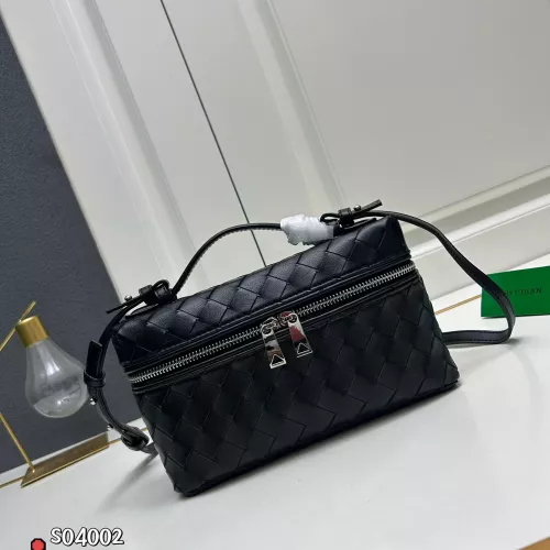Bottega Veneta BV AAA Quality Messenger Bags For Women #1307045