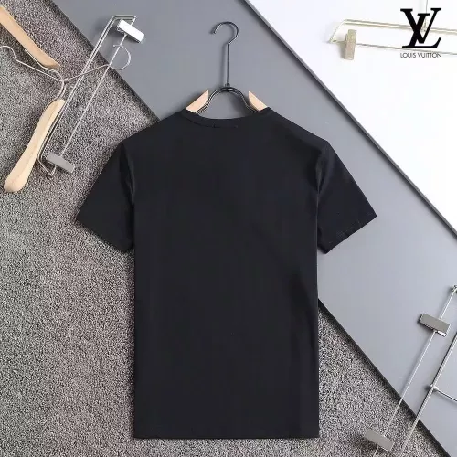 Replica Louis Vuitton LV T-Shirts Short Sleeved For Men #1307266 $29.00 USD for Wholesale