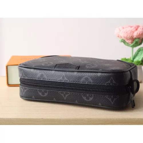 Replica Louis Vuitton AAA Quality Messenger Bags For Unisex #1307614 $115.00 USD for Wholesale