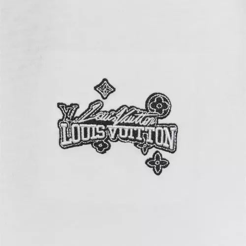 Replica Louis Vuitton LV T-Shirts Short Sleeved For Men #1307784 $34.00 USD for Wholesale