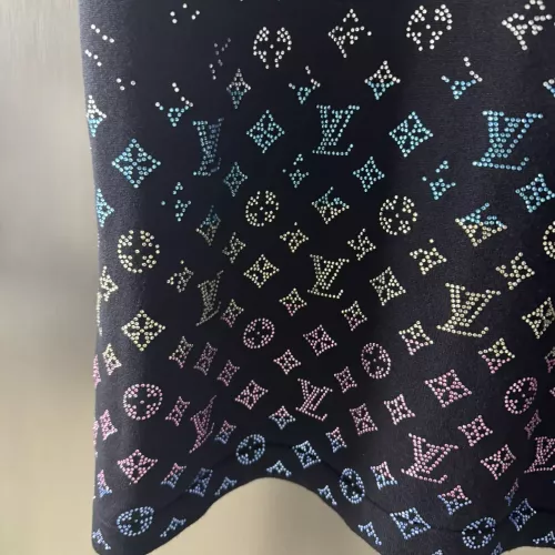 Replica Louis Vuitton LV T-Shirts Short Sleeved For Unisex #1309106 $48.00 USD for Wholesale
