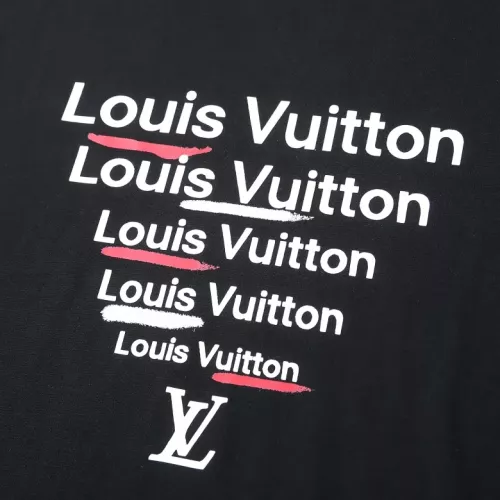 Replica Louis Vuitton LV T-Shirts Short Sleeved For Unisex #1309395 $29.00 USD for Wholesale