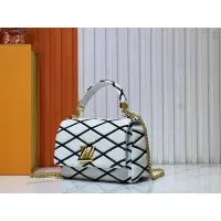 $72.00 USD Louis Vuitton AAA Quality Messenger Bags For Women #1298548
