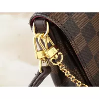 $42.00 USD Louis Vuitton Messenger Bags For Women #1298715