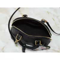 $68.00 USD Louis Vuitton AAA Quality Messenger Bags For Women #1298750