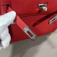 $98.00 USD Hermes AAA Quality Handbags For Women #1299013