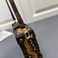 $82.00 USD Louis Vuitton AAA Quality Messenger Bags For Women #1299893