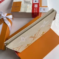 $88.00 USD Louis Vuitton AAA Quality Wallets #1301296