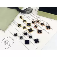 $38.00 USD Van Cleef & Arpels Earrings For Women #1302524
