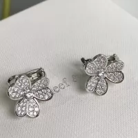 $52.00 USD Van Cleef & Arpels Earrings For Women #1302527