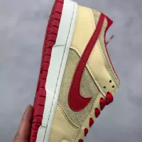 $82.00 USD Nike Dunk-Low For Men #1304906