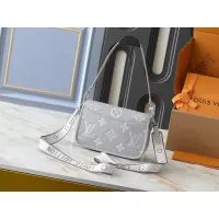 $56.00 USD Louis Vuitton Messenger Bags For Women #1305574