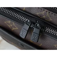 $56.00 USD Louis Vuitton Messenger Bags For Unisex #1305587