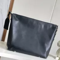 $244.63 USD Louis Vuitton AAA Quality Shoulder Bags For Women #1305903