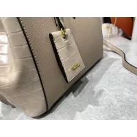 $102.00 USD Prada AAA Quality Handbags For Women #1306598