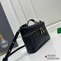 $96.00 USD Bottega Veneta BV AAA Quality Messenger Bags For Women #1307046