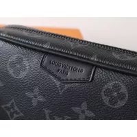 $115.00 USD Louis Vuitton AAA Quality Messenger Bags For Unisex #1307614