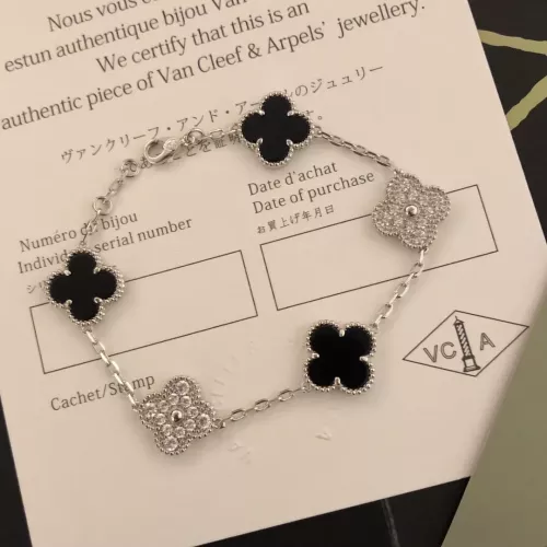 Van Cleef &amp; Arpels Bracelets For Women #1312038 $38.00 USD, Wholesale Replica Van Cleef &amp; Arpels Bracelets