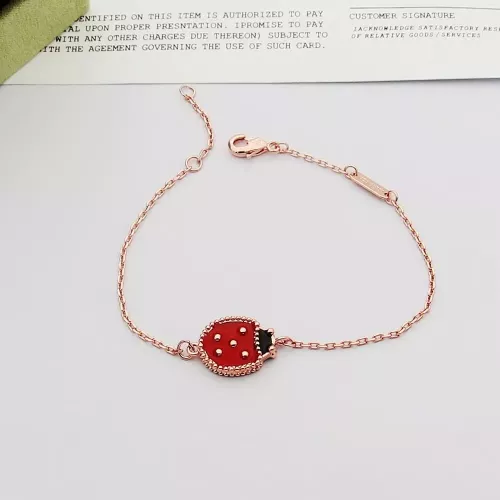 Van Cleef &amp; Arpels Bracelets For Women #1312580 $25.00 USD, Wholesale Replica Van Cleef &amp; Arpels Bracelets
