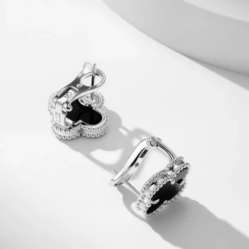 Replica Van Cleef & Arpels Earrings For Women #1313114 $48.00 USD for Wholesale