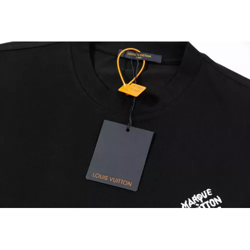 Replica Louis Vuitton LV T-Shirts Short Sleeved For Unisex #1315574 $40.00 USD for Wholesale