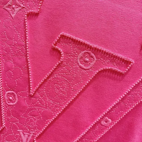 Replica Louis Vuitton LV T-Shirts Short Sleeved For Unisex #1316726 $45.00 USD for Wholesale