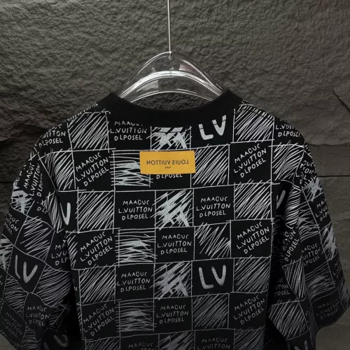 Replica Louis Vuitton LV T-Shirts Short Sleeved For Unisex #1316746 $40.00 USD for Wholesale