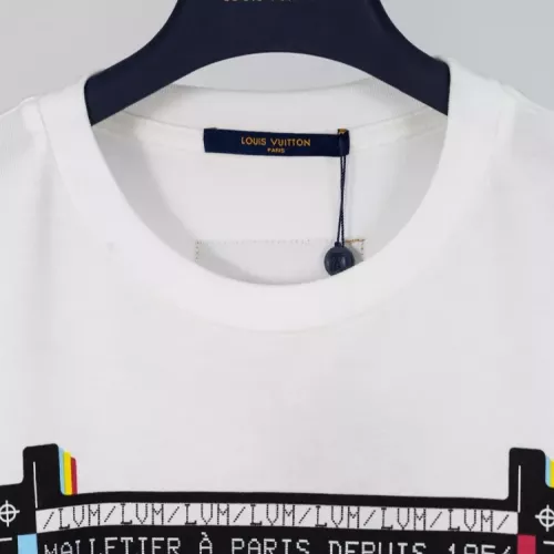 Replica Louis Vuitton LV T-Shirts Short Sleeved For Unisex #1317680 $45.00 USD for Wholesale