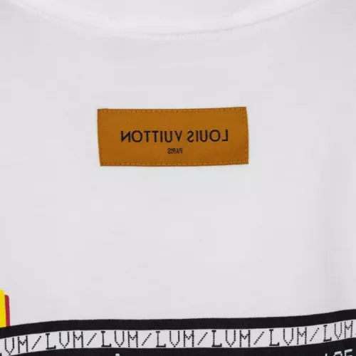 Replica Louis Vuitton LV T-Shirts Short Sleeved For Unisex #1317680 $45.00 USD for Wholesale