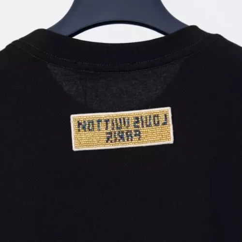 Replica Louis Vuitton LV T-Shirts Short Sleeved For Unisex #1317681 $48.00 USD for Wholesale