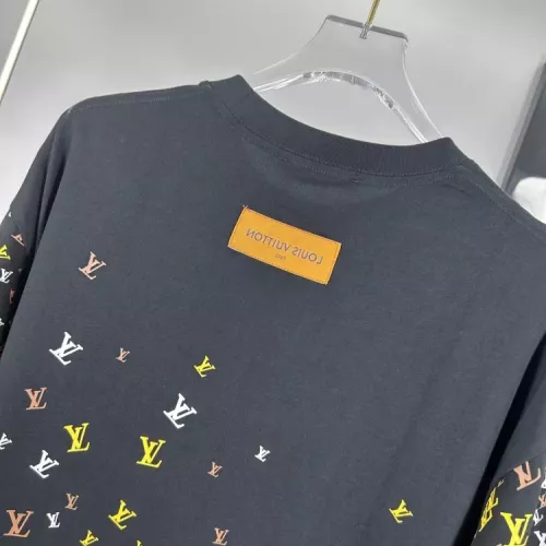 Replica Louis Vuitton LV T-Shirts Short Sleeved For Unisex #1317684 $45.00 USD for Wholesale