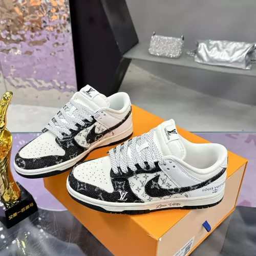 Louis Vuitton Casual Shoes For Women #1318231 $105.00 USD, Wholesale Replica Louis Vuitton Casual Shoes