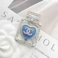 $36.00 USD Chanel Brooches For Women #1312031