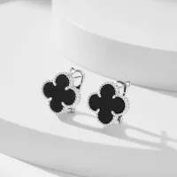 $48.00 USD Van Cleef & Arpels Earrings For Women #1313114