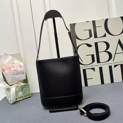 Replica Gucci AAA Quality Shoulder Bags For Women #1320506 $88.00 USD for Wholesale