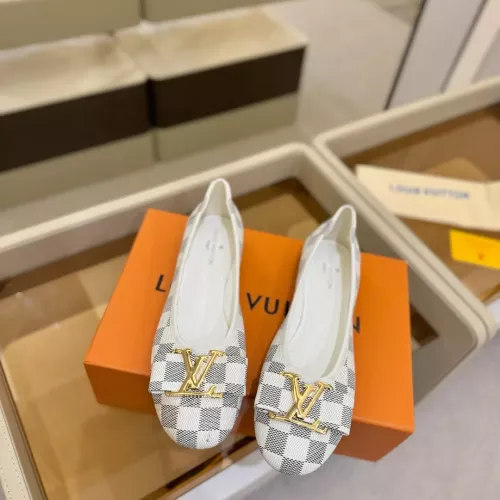 Replica Louis Vuitton Flat Shoes For Women #1320720 $92.00 USD for Wholesale