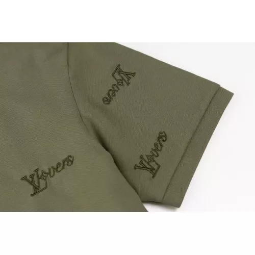 Replica Louis Vuitton LV T-Shirts Short Sleeved For Men #1321946 $42.00 USD for Wholesale