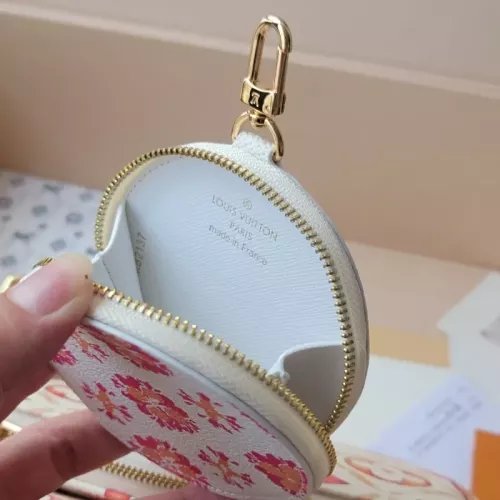 Replica Louis Vuitton AAA Quality Messenger Bags For Women #1321978 $128.00 USD for Wholesale
