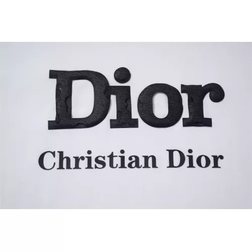 Replica Christian Dior T-Shirts Short Sleeved For Unisex #1322040 $34.00 USD for Wholesale