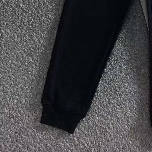 Replica Louis Vuitton LV Tracksuits Long Sleeved For Men #1322985 $96.00 USD for Wholesale