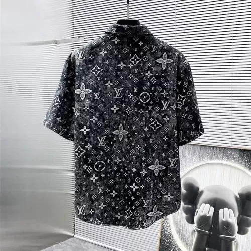 Replica Louis Vuitton LV Tracksuits Short Sleeved For Men #1322995 $82.00 USD for Wholesale