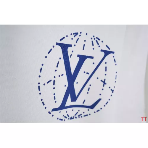 Replica Louis Vuitton LV T-Shirts Short Sleeved For Unisex #1323137 $32.00 USD for Wholesale
