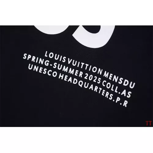 Replica Louis Vuitton LV T-Shirts Short Sleeved For Unisex #1323138 $32.00 USD for Wholesale