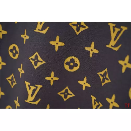 Replica Louis Vuitton LV T-Shirts Short Sleeved For Unisex #1323148 $32.00 USD for Wholesale