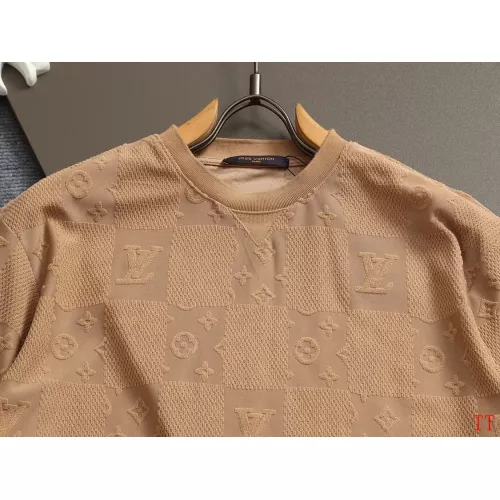 Replica Louis Vuitton LV T-Shirts Short Sleeved For Unisex #1323302 $39.00 USD for Wholesale