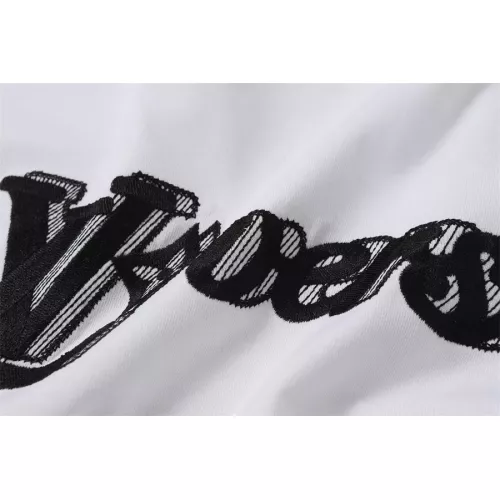 Replica Louis Vuitton LV T-Shirts Short Sleeved For Unisex #1323366 $36.00 USD for Wholesale