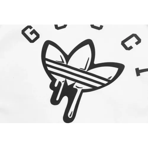 Replica Gucci T-Shirts Short Sleeved For Unisex #1323405 $42.00 USD for Wholesale